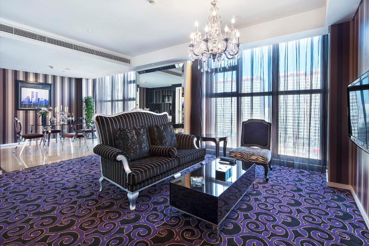 Christian'S Hotel Luoyang Луоян Екстериор снимка